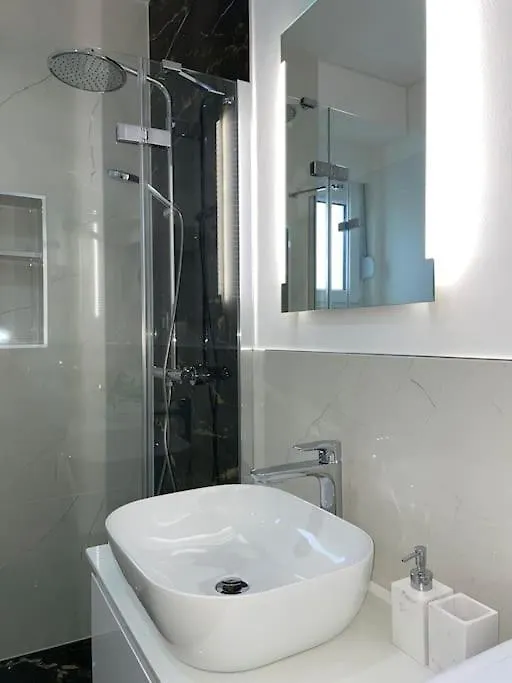 Apartman Iva - Private Pool Trogir